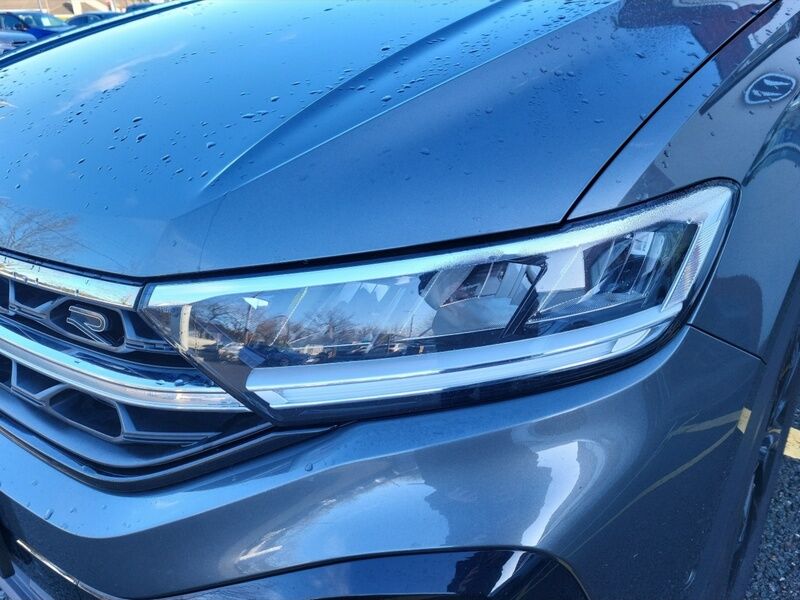 More views of Volkswagen T-Roc