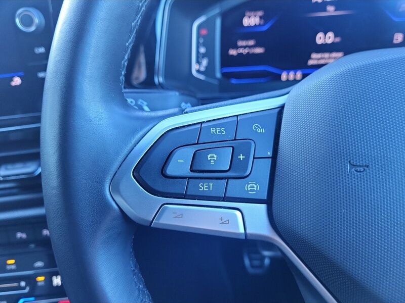 More views of Volkswagen T-Roc