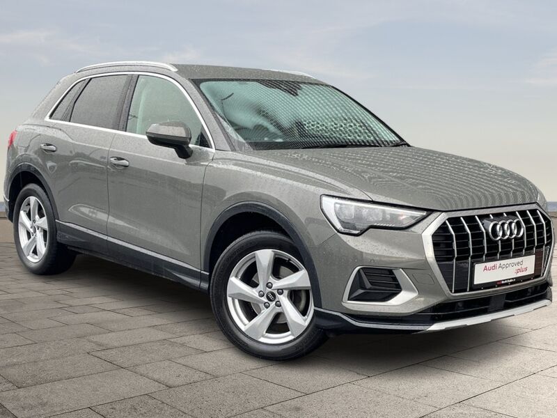 More views of Audi Q3