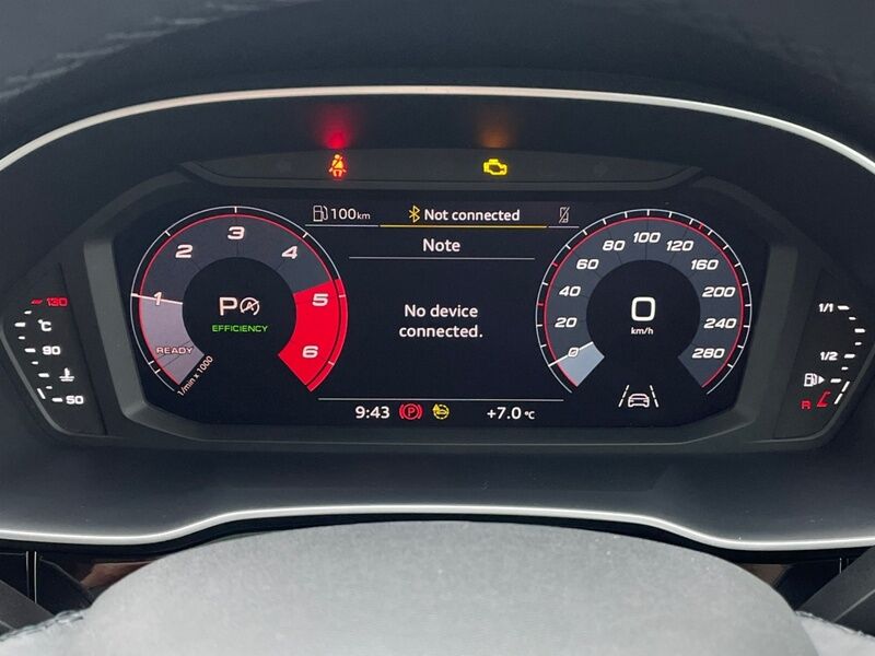 More views of Audi Q3