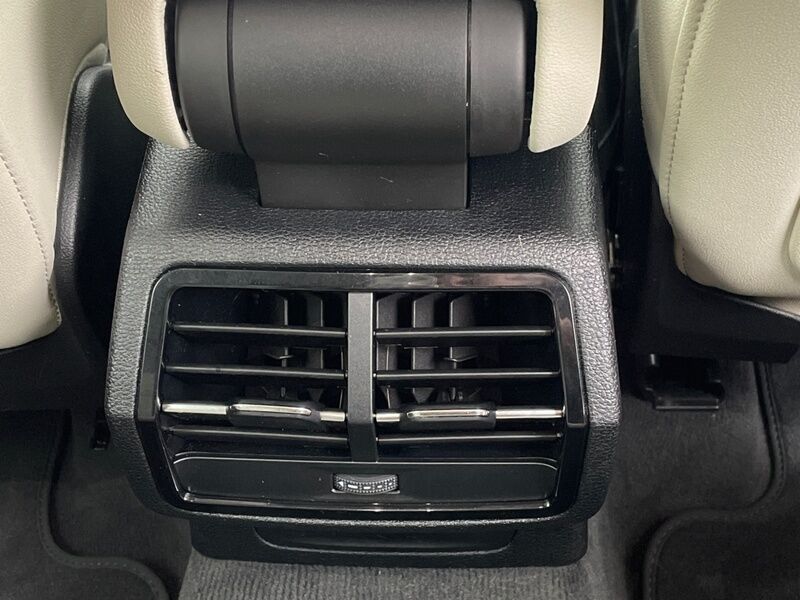 More views of Audi Q3