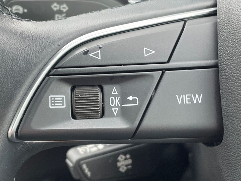 More views of Audi Q3