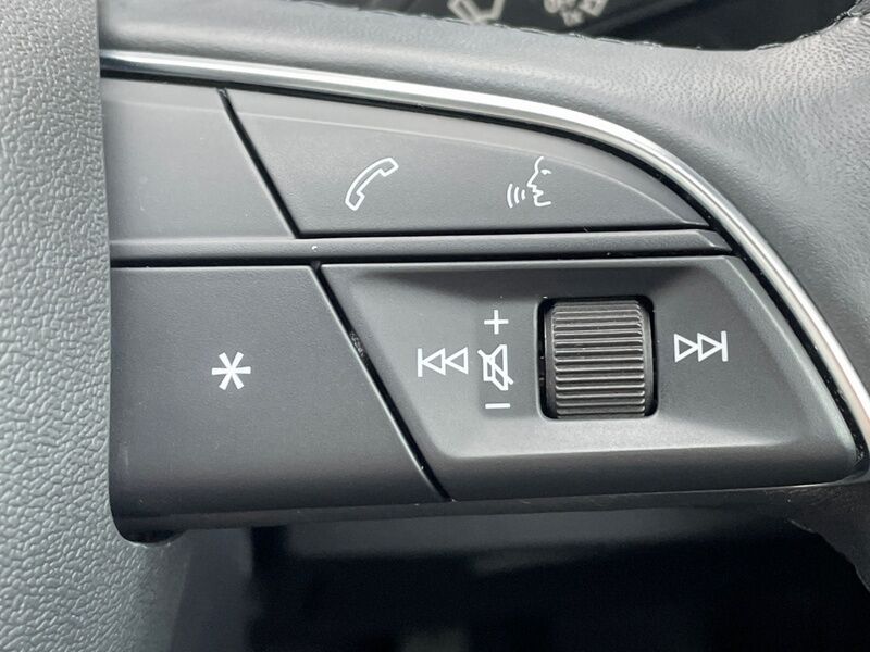 More views of Audi Q3