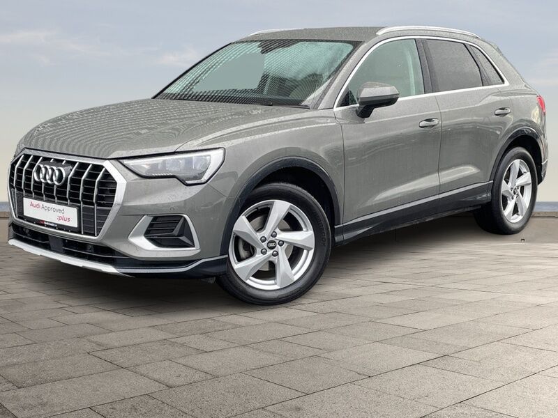 More views of Audi Q3