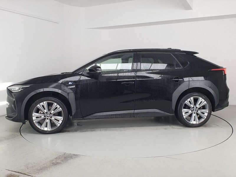 More views of Subaru Solterra