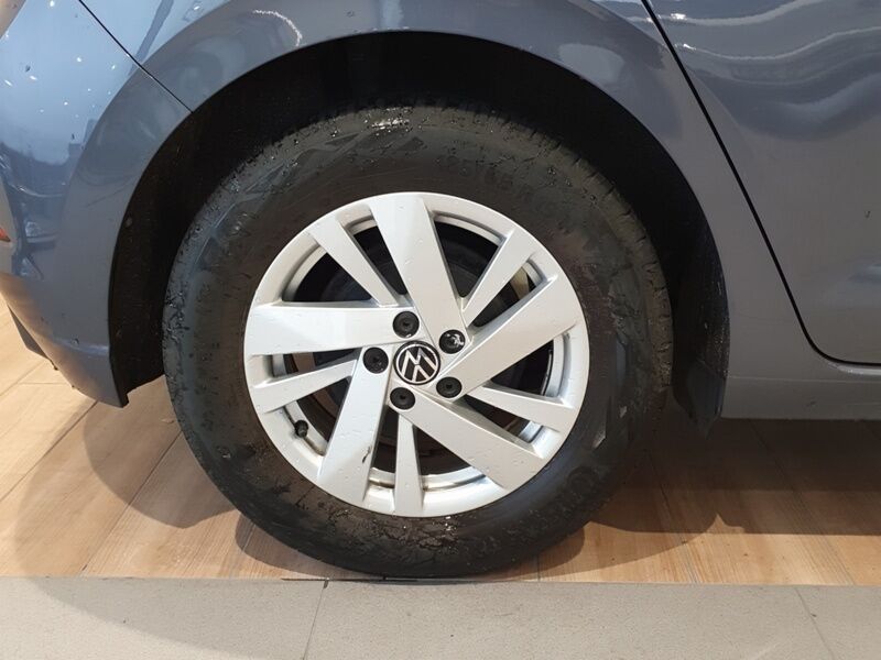 More views of Volkswagen Polo