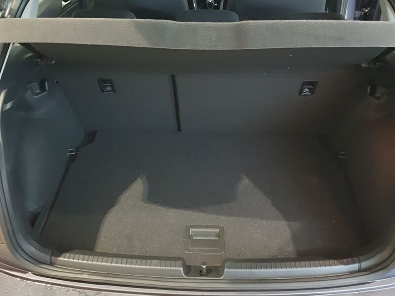 More views of Volkswagen Polo