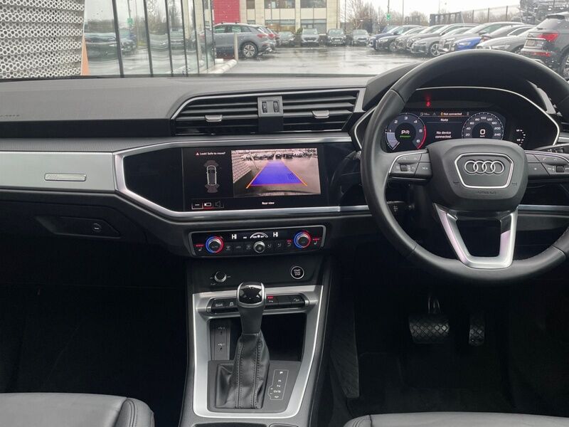 More views of Audi Q3