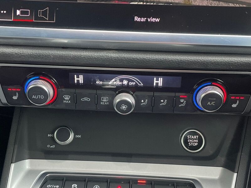 More views of Audi Q3