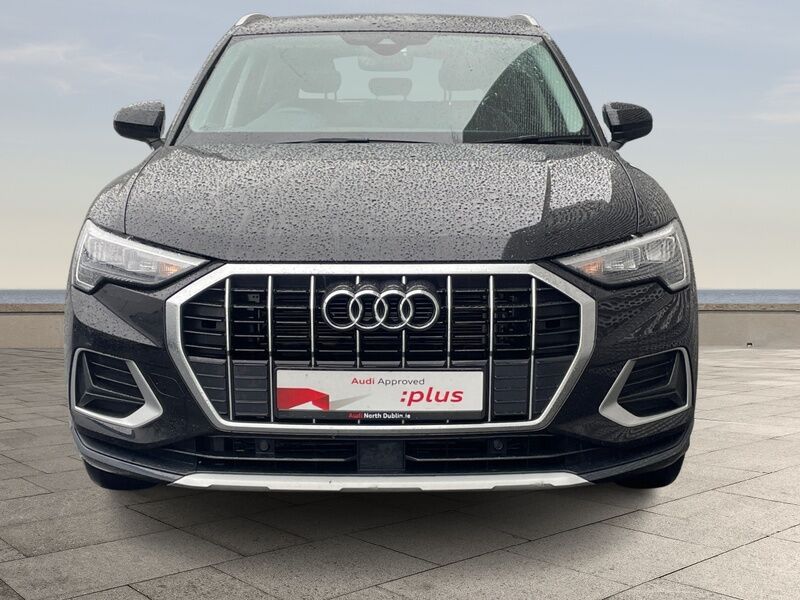 More views of Audi Q3