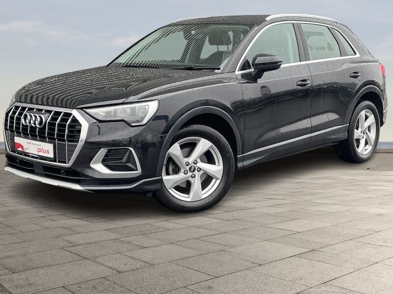More views of Audi Q3