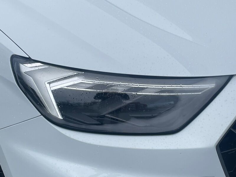 More views of Audi A1