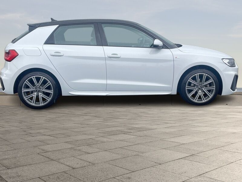 More views of Audi A1