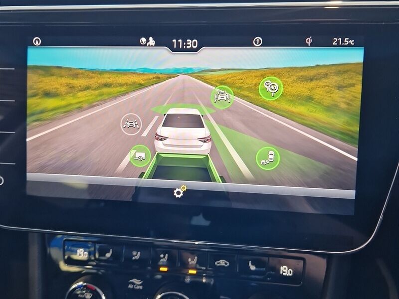 More views of Skoda Superb