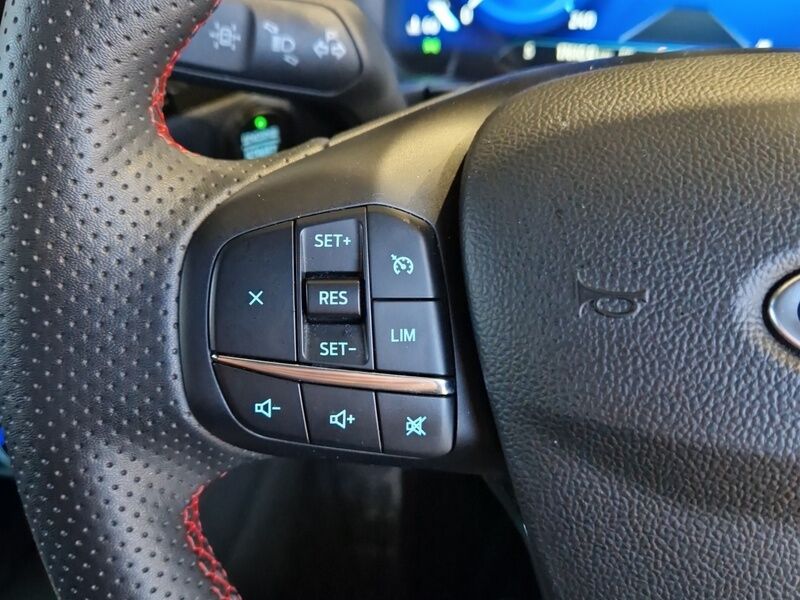 More views of Ford Kuga