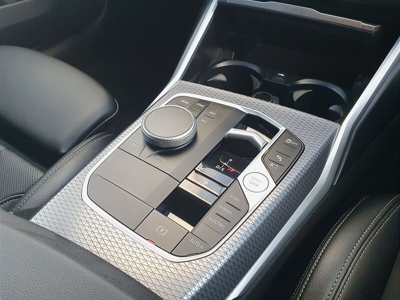 More views of BMW 3-Series