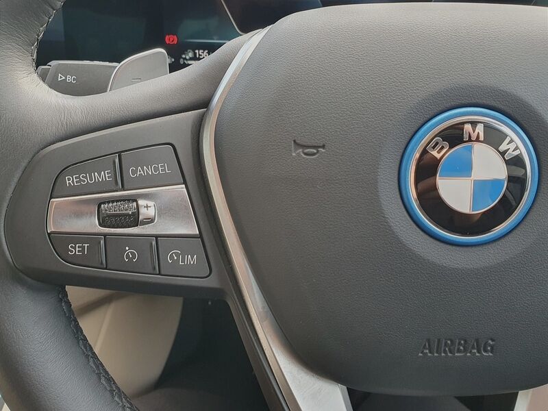 More views of BMW 3-Series