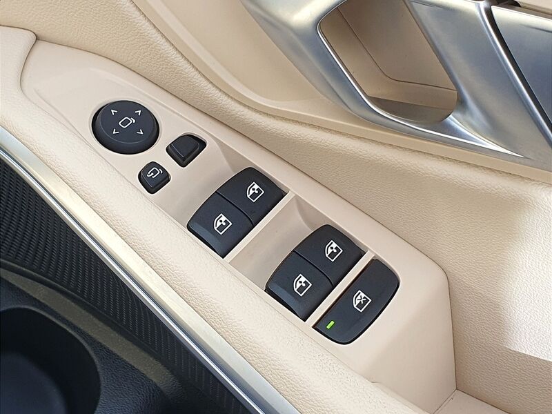 More views of BMW 3-Series