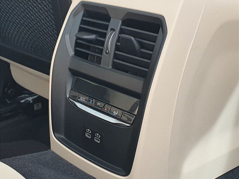 More views of BMW 3-Series