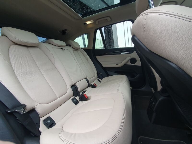 More views of BMW X1