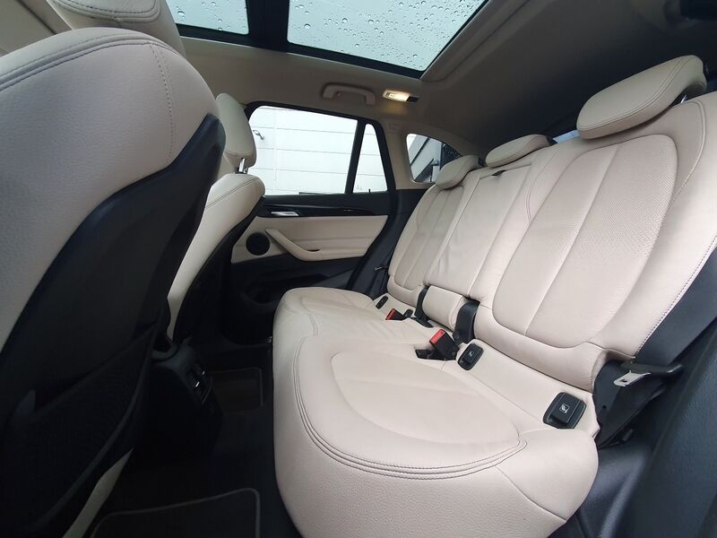 More views of BMW X1