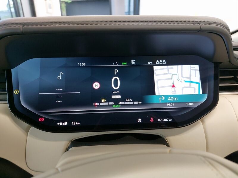 More views of Land Rover Range Rover