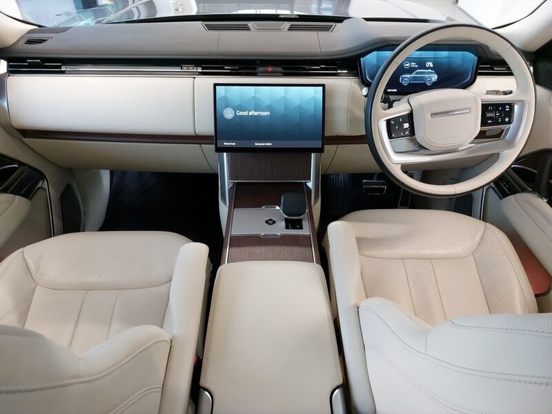 More views of Land Rover Range Rover