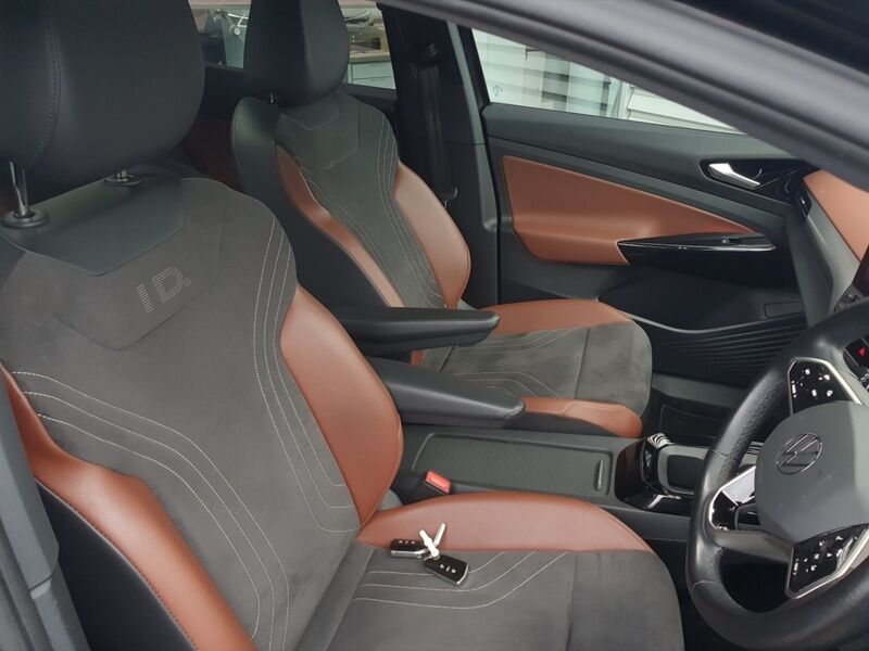 More views of Volkswagen ID.4