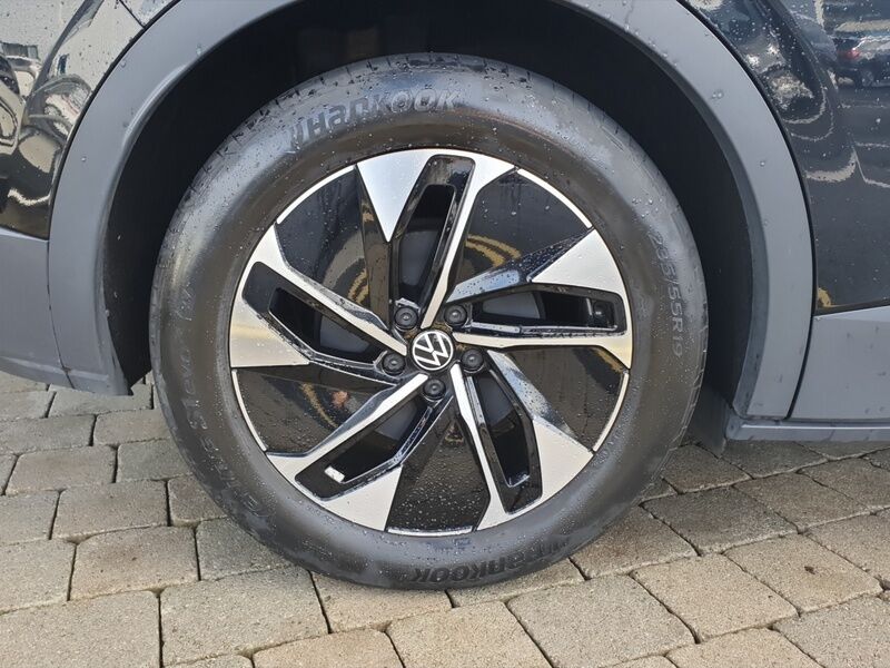 More views of Volkswagen ID.4