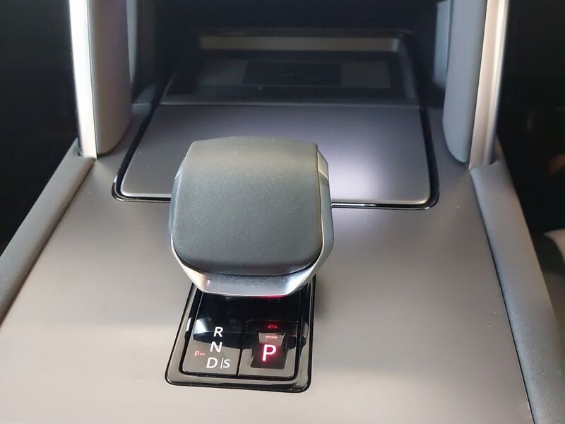 More views of Land Rover Discovery Sport