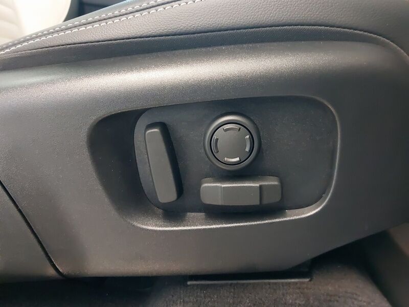 More views of Land Rover Discovery Sport