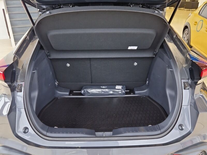 More views of Toyota C-HR