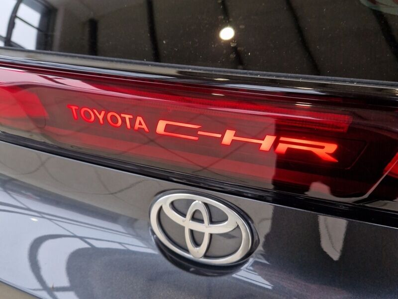 More views of Toyota C-HR