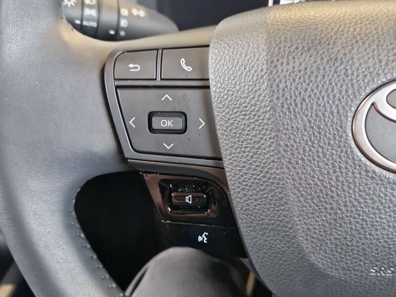 More views of Toyota C-HR