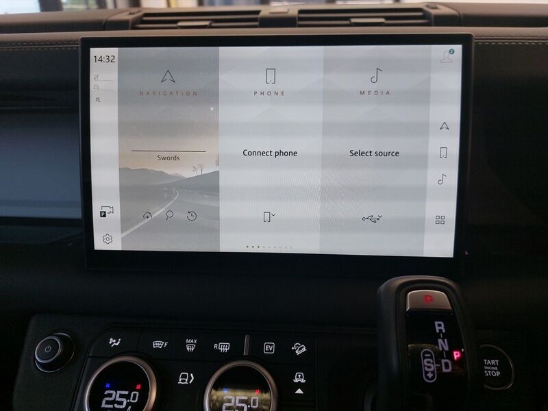 More views of Land Rover Defender