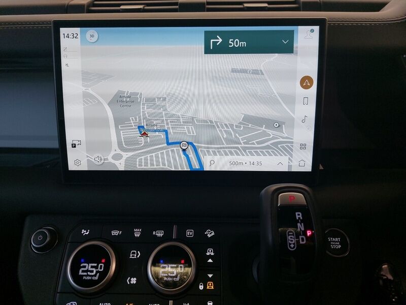 More views of Land Rover Defender