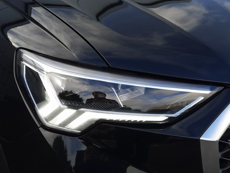 More views of Audi Q3