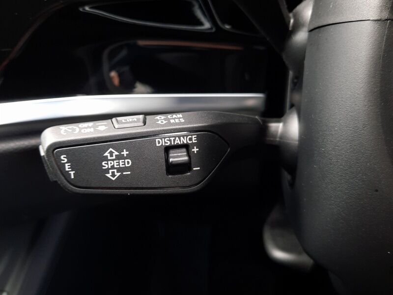 More views of Audi Q3