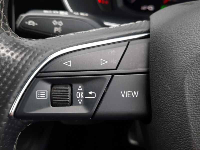 More views of Audi Q3