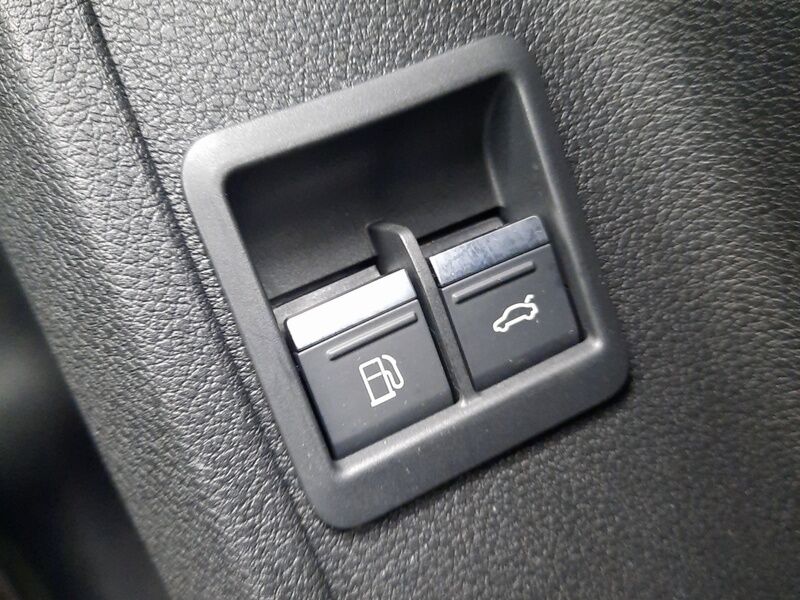 More views of Audi Q3