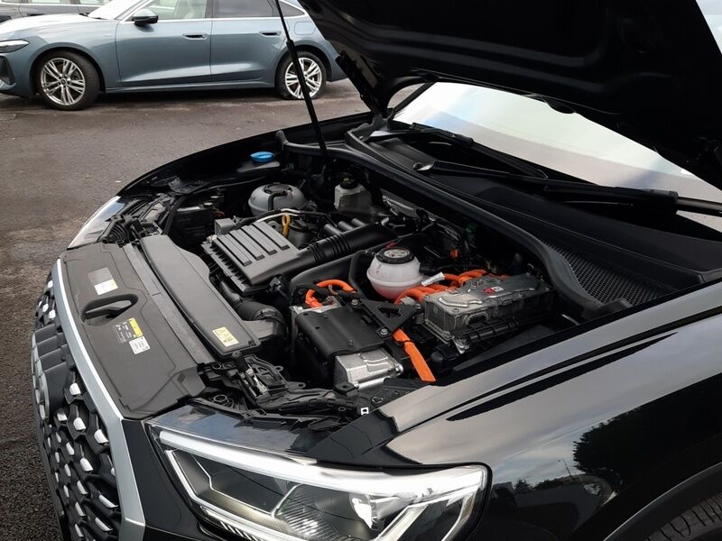 More views of Audi Q3