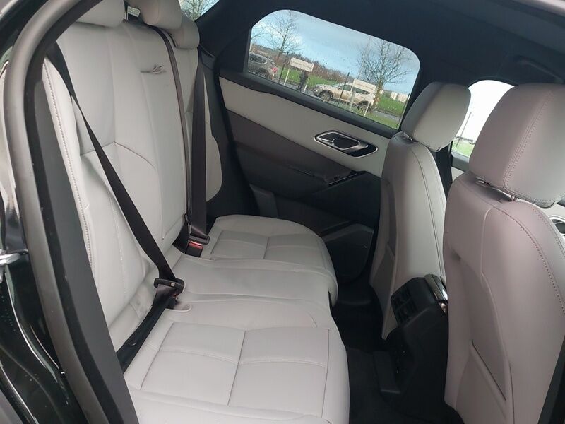 More views of Land Rover Range Rover Velar