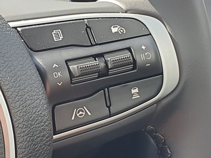 More views of Kia Sportage