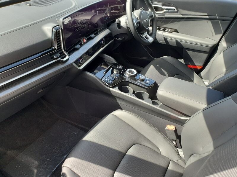 More views of Kia Sportage