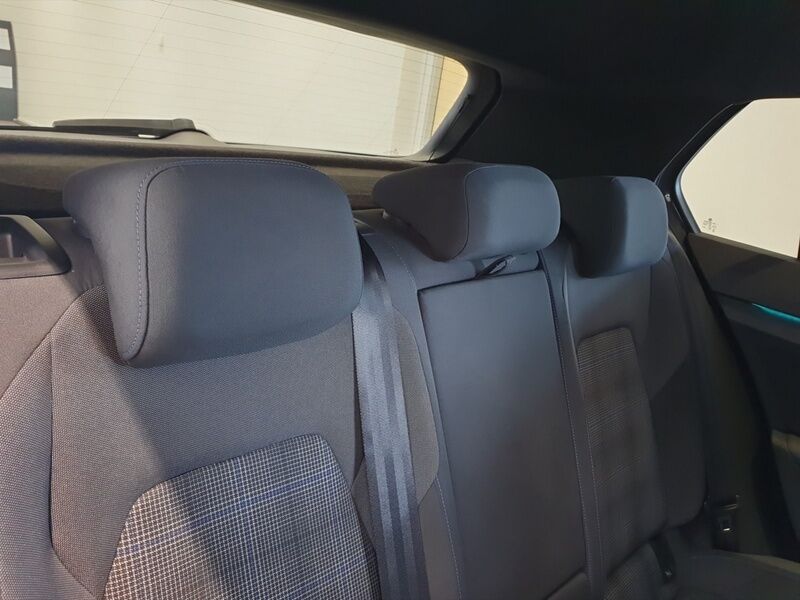 More views of Volkswagen Golf