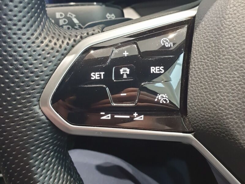 More views of Volkswagen Golf