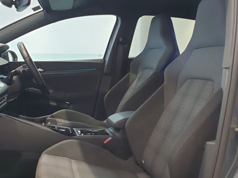 More views of Volkswagen Golf