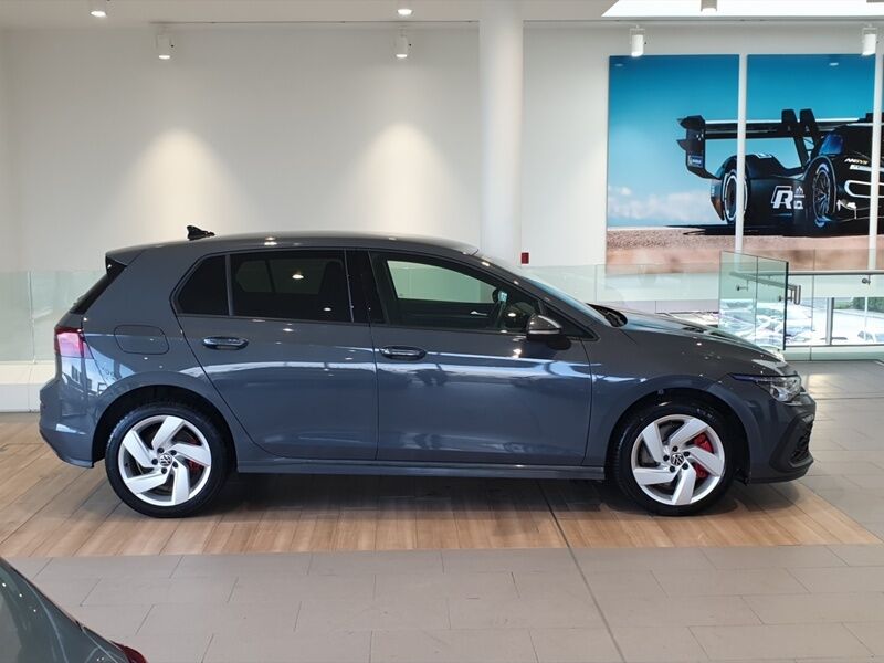 More views of Volkswagen Golf