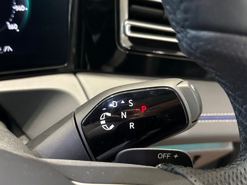 More views of Volkswagen Tiguan