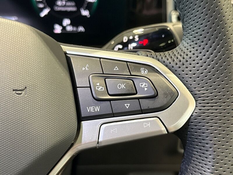 More views of Volkswagen Tiguan